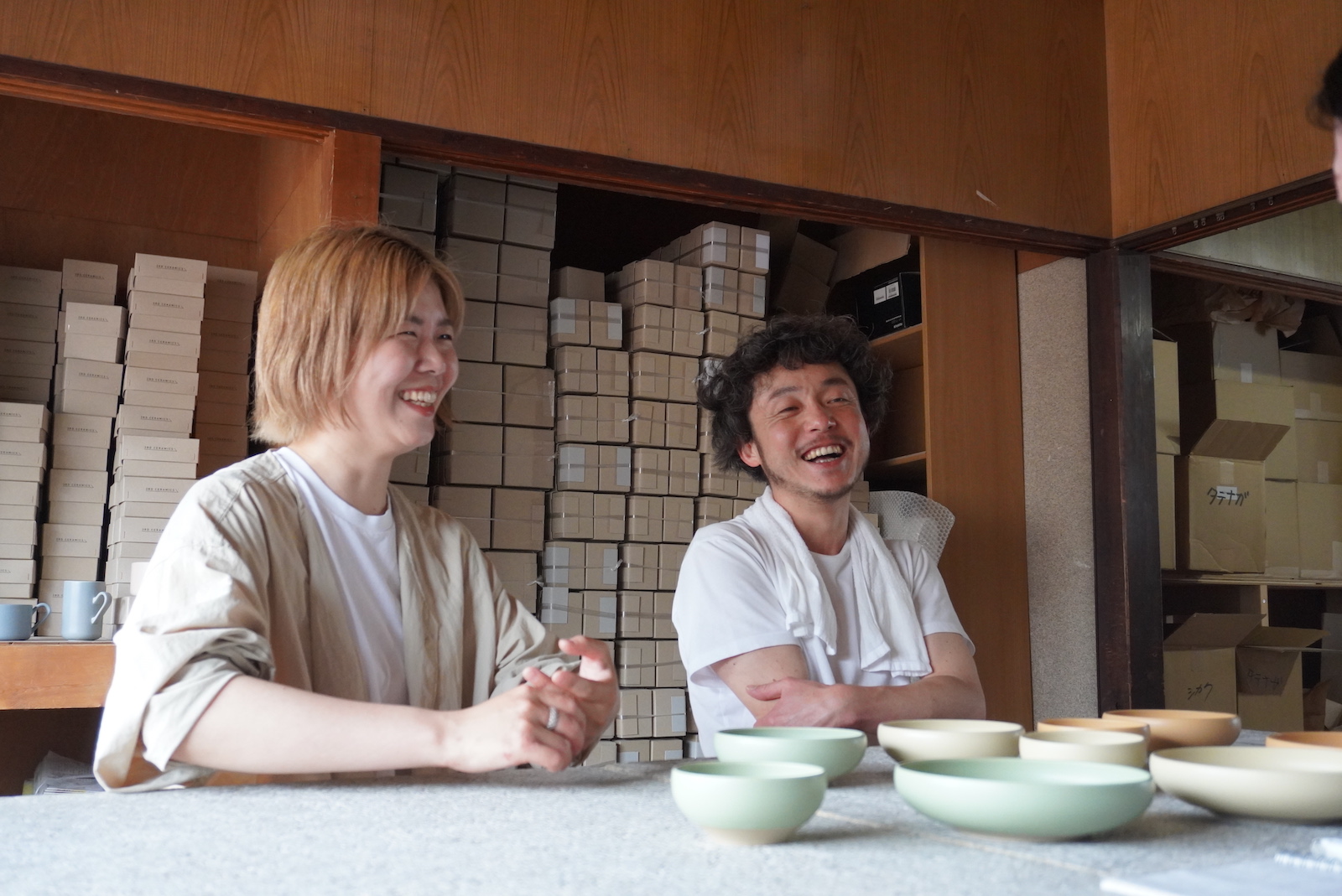 多治見に暮らす陶芸家の夫婦が子育てを通じて作り出した 「こども食器